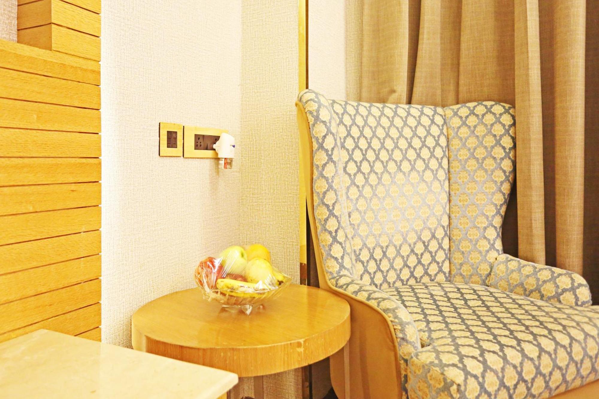 Jrd Luxury-Business Hotel New Delhi Bagian luar foto