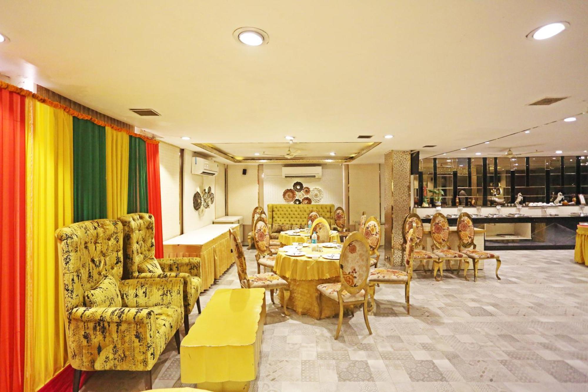 Jrd Luxury-Business Hotel New Delhi Bagian luar foto