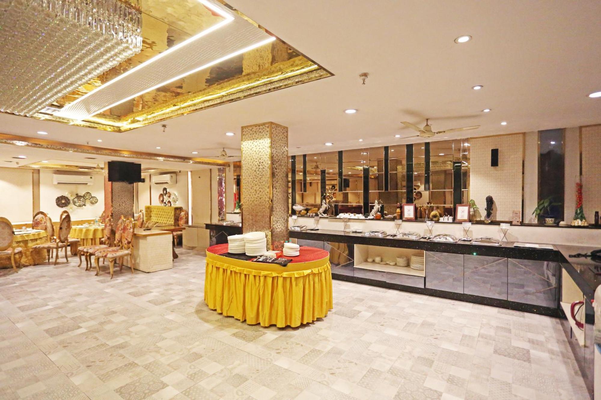 Jrd Luxury-Business Hotel New Delhi Bagian luar foto